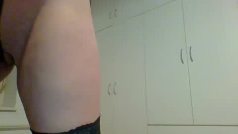 sexyfootlady online show from 12/09/24, 04:37