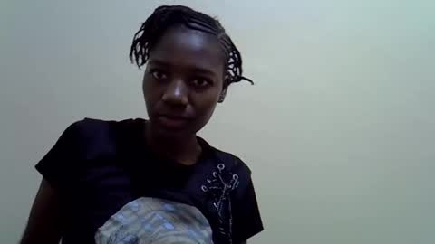 Snapshot of sexyghurl12 chatting on 11/10/25, 01:26 sexyghurl12 online show from 11/10/25, 01:26