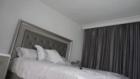 Snapshot of sexygirlforyouuu chatting on 12/29/24, 05:21 Vanessa  online show from 12/29/24, 05:21