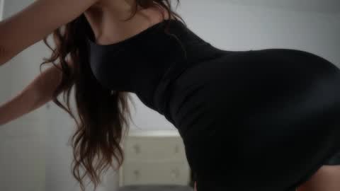 Snapshot of sexygirlforyouuu chatting on 01/25/25, 03:30 Vanessa  online show from 01/25/25, 03:30