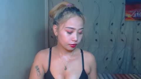 jeanken and jelian online show from 10/31/25, 05:30