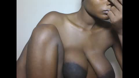 Snapshot of sexyhotgal23 chatting on 12/15/25, 08:46 REBECCAH online show from 12/15/25, 08:46