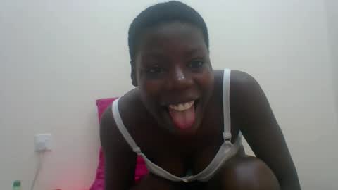 Snapshot of sexyhotgal4 chatting on 09/26/25, 09:02 MARGARET online show from 09/26/25, 09:02