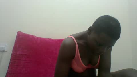 Snapshot of sexyhotgal4 chatting on 10/26/25, 08:09 MARGARET online show from 10/26/25, 08:09