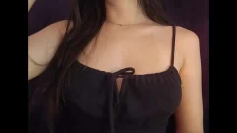 Snapshot of sexyideusa chatting on 01/04/25, 05:16 Sexy online show from 01/04/25, 05:16