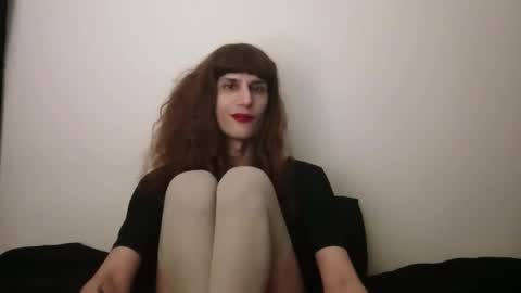 elsathedarlin online show from 10/11/25, 02:22