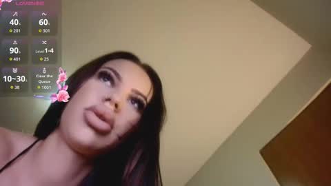 Snapshot of sexyjasmin19 chatting on 09/25/25, 03:21 Jasmin online show from 09/25/25, 03:21