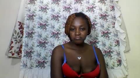 Snapshot of sexyjoane chatting on 02/02/25, 06:37 JOAN online show from 02/02/25, 06:37