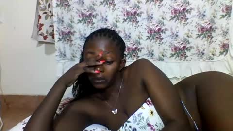 Snapshot of sexyjoane chatting on 02/05/25, 05:52 JOAN online show from 02/05/25, 05:52