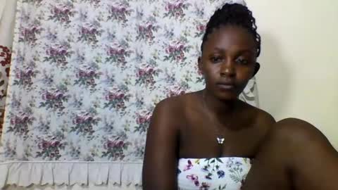 Snapshot of sexyjoane chatting on 02/05/25, 07:10 JOAN online show from 02/05/25, 07:10