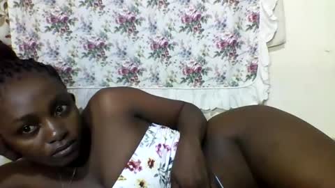 Snapshot of sexyjoane chatting on 02/07/25, 01:36 JOAN online show from 02/07/25, 01:36