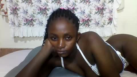 Snapshot of sexyjoane chatting on 02/14/25, 09:24 JOAN online show from 02/14/25, 09:24