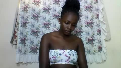 Snapshot of sexyjoane chatting on 02/18/25, 05:31 JOAN online show from 02/18/25, 05:31