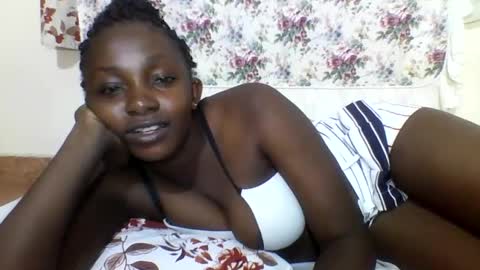 Snapshot of sexyjoane chatting on 02/19/25, 08:12 JOAN online show from 02/19/25, 08:12