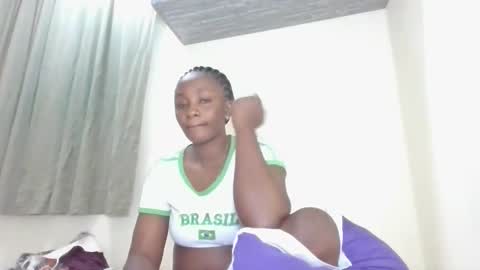 Snapshot of sexyjoane chatting on 10/19/25, 10:05 JOAN online show from 10/19/25, 10:05