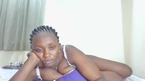 Snapshot of sexyjoane chatting on 10/20/25, 03:34 JOAN online show from 10/20/25, 03:34