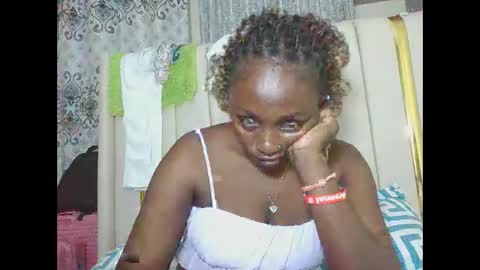 Snapshot of sexyjoane chatting on 04/13/26, 06:35 JOAN online show from 04/13/26, 06:35