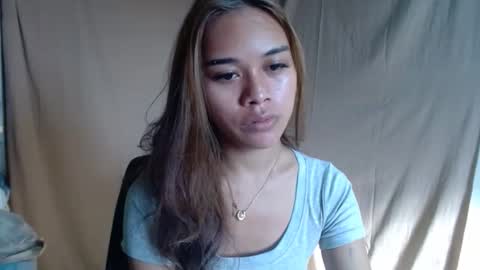 Snapshot of sexykarina_ chatting on 03/19/26, 11:42 Karina3 online show from 03/19/26, 11:42