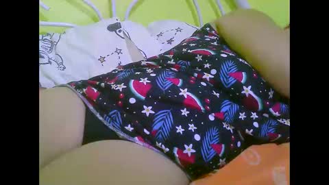 Snapshot of sexykittymom chatting on 05/28/26, 05:54 sexykittymom online show from 05/28/26, 05:54