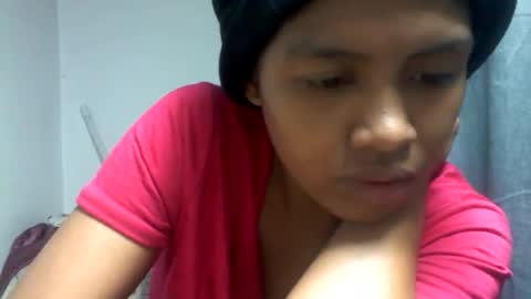 Snapshot of sexylarra12 chatting on 12/21/25, 03:13 sexylarra12 online show from 12/21/25, 03:13
