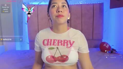 Snapshot of sexylaurita4u chatting on 10/17/25, 06:54 laura online show from 10/17/25, 06:54