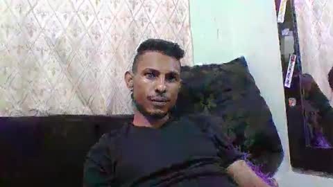Snapshot of sexyleon69 chatting on 05/19/26, 10:32 Sexy leon online show from 05/19/26, 10:32