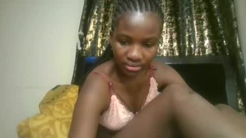 Snapshot of sexylina25 chatting on 03/20/26, 05:18 sexylina25 online show from 03/20/26, 05:18