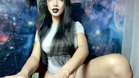 April online show from 09/18/25, 10:06