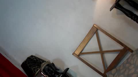 Snapshot of sexylusty2258 chatting on 03/02/25, 03:56 Queen Sofia online show from 03/02/25, 03:56