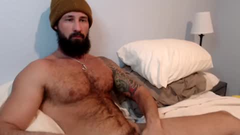 Snapshot of sexymanmk26 chatting on 12/22/24, 10:36 lets go private  im ready to play pvt cum online show from 12/22/24, 10:36