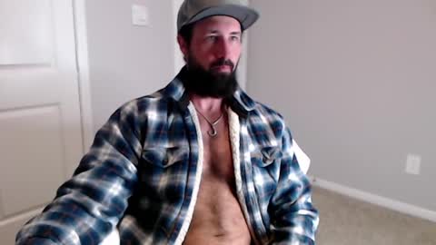 Snapshot of sexymanmk26 chatting on 01/19/25, 01:01 lets go private  im ready to play pvt cum online show from 01/19/25, 01:01
