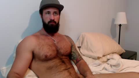 Snapshot of sexymanmk26 chatting on 01/19/25, 11:32 lets go private  im ready to play pvt cum online show from 01/19/25, 11:32
