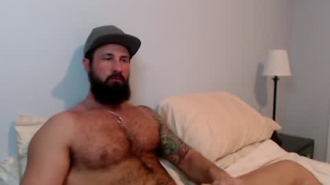 Snapshot of sexymanmk26 chatting on 01/24/25, 01:56 lets go private  im ready to play pvt cum online show from 01/24/25, 01:56