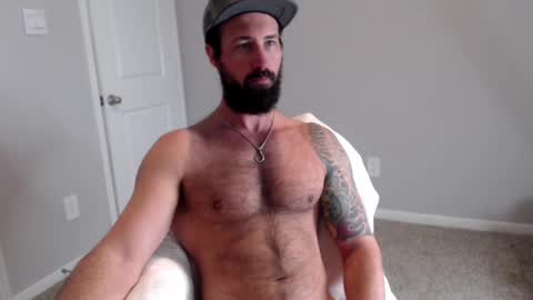 Snapshot of sexymanmk26 chatting on 02/22/25, 05:35 lets go private  im ready to play pvt cum online show from 02/22/25, 05:35