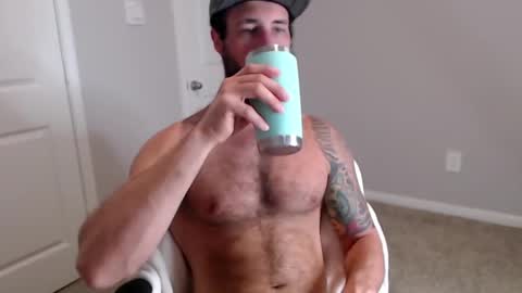 Snapshot of sexymanmk26 chatting on 03/07/25, 01:40 lets go private  im ready to play pvt cum online show from 03/07/25, 01:40