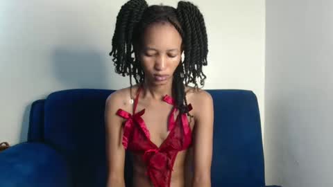 Snapshot of sexymaxxine chatting on 03/18/26, 09:12 sexymaxxine online show from 03/18/26, 09:12