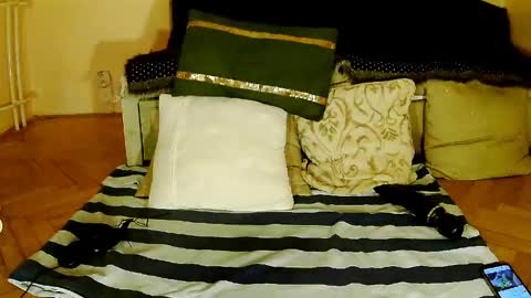 Squirty Maya Gold online show from 06/05/26, 06:57