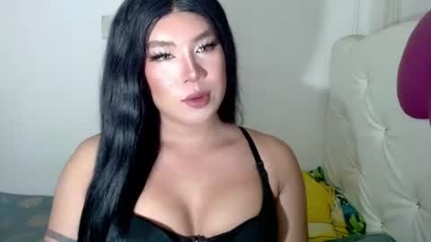 Snapshot of sexymika_xoxo chatting on 12/03/25, 07:05 Mika online show from 12/03/25, 07:05