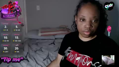 SexyMona online show from 11/13/25, 05:39