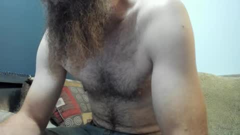 Snapshot of sexymountainman420 chatting on 10/21/25, 06:52 Sexymountainman420 online show from 10/21/25, 06:52