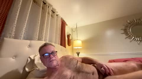 Snapshot of sexymundeman chatting on 03/08/26, 03:21 Raymond Art Model online show from 03/08/26, 03:21