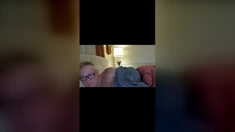 Snapshot of sexymundeman chatting on 04/08/26, 03:06 Raymond Art Model online show from 04/08/26, 03:06