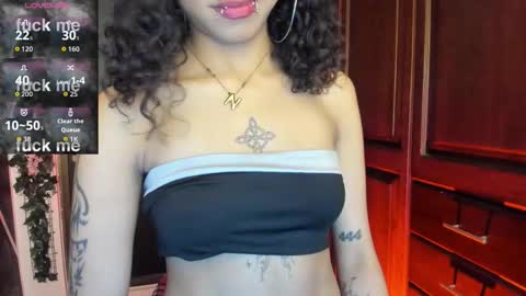 Snapshot of sexynaf chatting on 11/10/25, 07:24 N A F online show from 11/10/25, 07:24