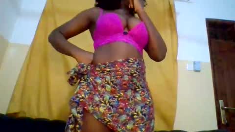 natasha online show from 02/04/25, 12:11