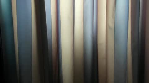 Delia online show from 02/25/25, 02:00