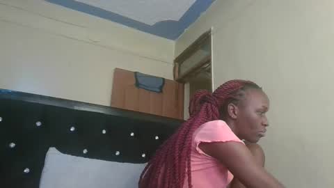 Snapshot of sexynina25 chatting on 09/21/25, 06:09 nina online show from 09/21/25, 06:09