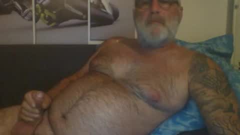 Snapshot of sexypaa chatting on 02/19/25, 09:58 sexypaa online show from 02/19/25, 09:58