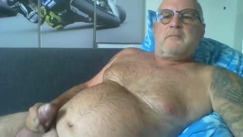 Snapshot of sexypaa chatting on 05/17/26, 10:00 sexypaa online show from 05/17/26, 10:00