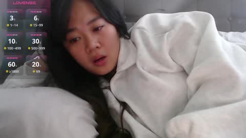 Snapshot of sexypenguin13 chatting on 03/04/26, 06:41 sexypenguin13 online show from 03/04/26, 06:41