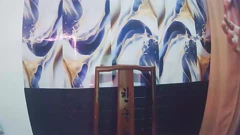 Snapshot of sexypetiteraine chatting on 04/25/26, 08:06 sexypetiteraine online show from 04/25/26, 08:06